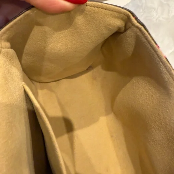 LOUIS VUITTON
TAKASHI MURAKAMI X LV MONOGRAM CHERRY BLOSSOM SAC RETRO PM - Picture 12 of 15